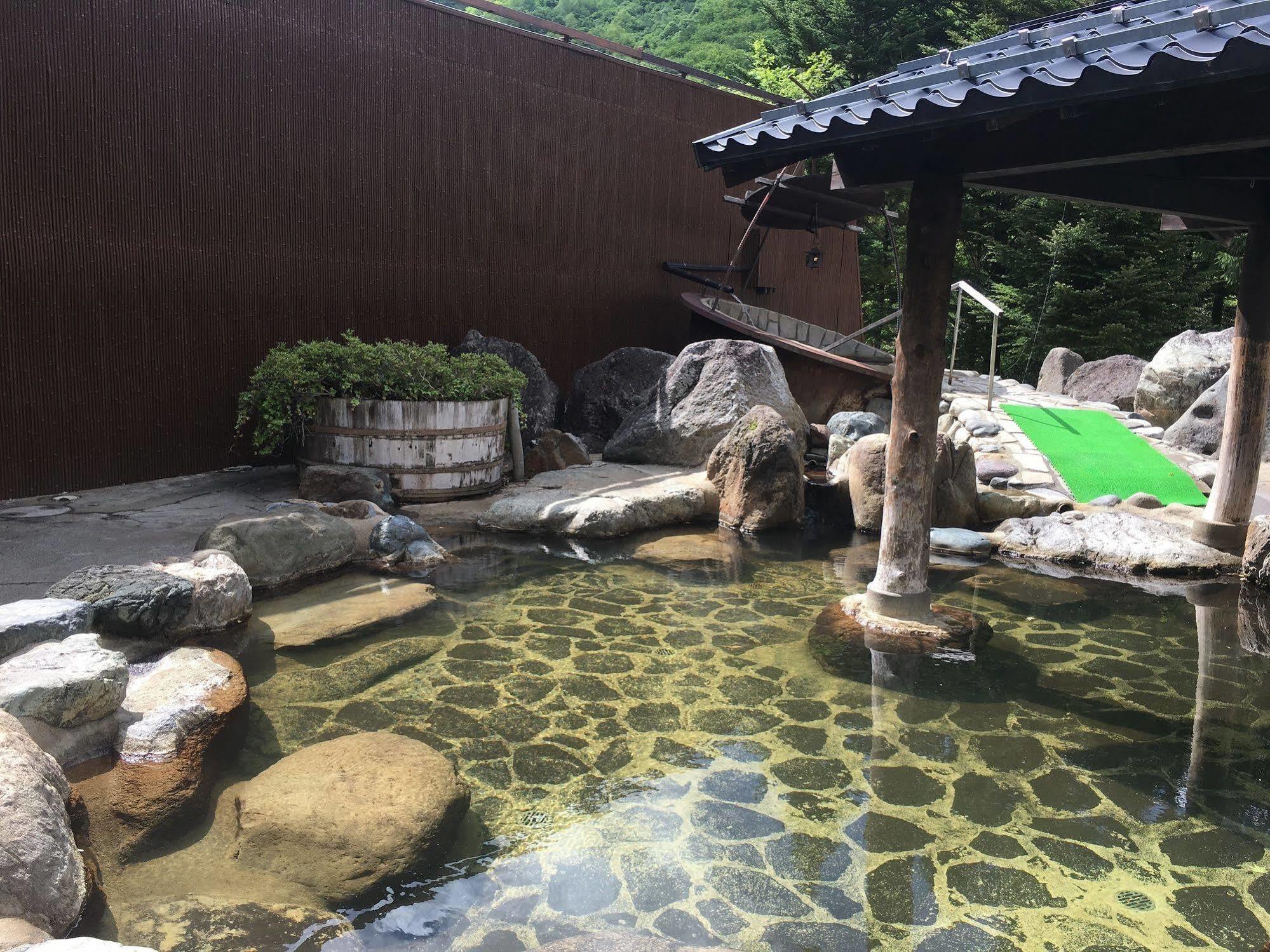Okada Ryokan Warakutei Takayama  Exterior foto